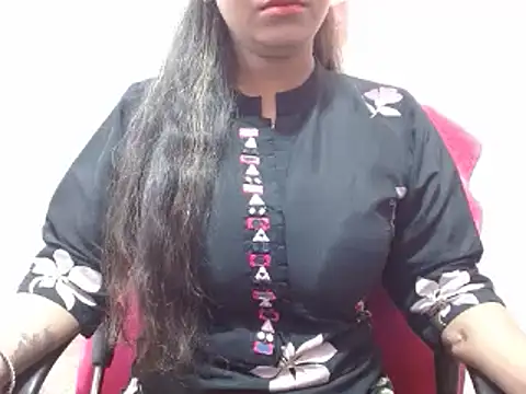 LovingPihu online show from February 22, 2025, 5:02 am