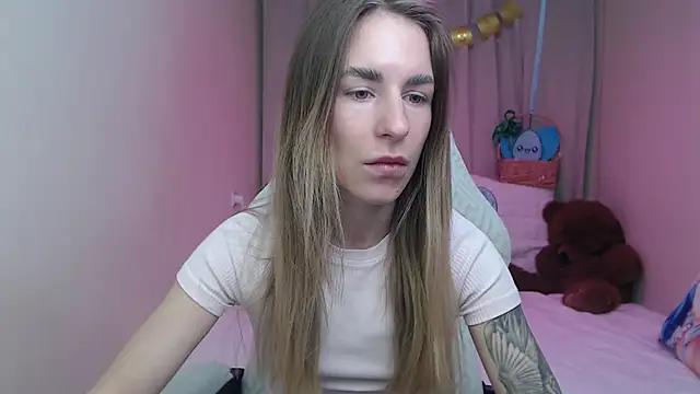 DeboraHorny online show from April 10, 2026, 6:07 am