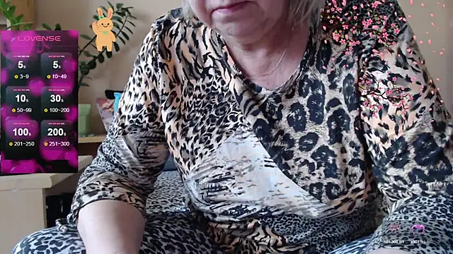 Snapshot of Margaret-milf chatting on September 30, 2025, 5:34 am Margaret-milf online show from September 30, 2025, 5:34 am