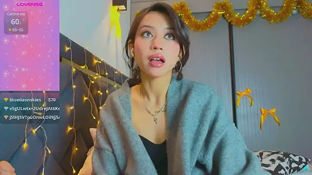 Mia Tin online show from January 2, 2025, 11:41 am