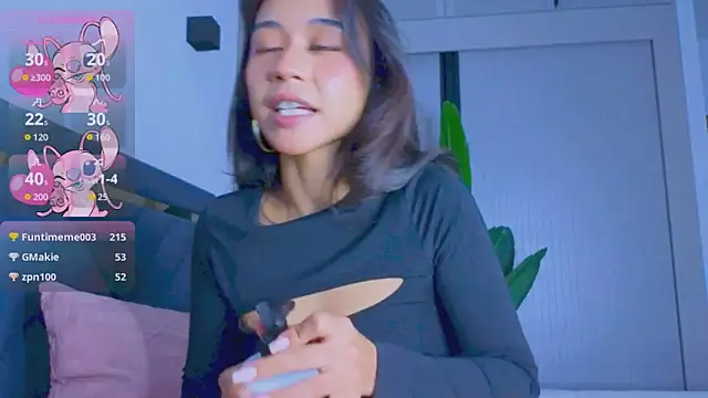 Snapshot of Mia_Tin chatting on October 5, 2025, 5:00 pm Mia Tin online show from October 5, 2025, 5:00 pm