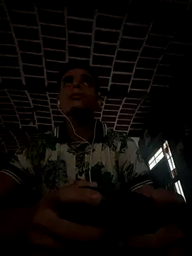 Snapshot of brianor89 chatting on October 16, 2025, 1:01 pm brianor89 online show from October 16, 2025, 1:01 pm