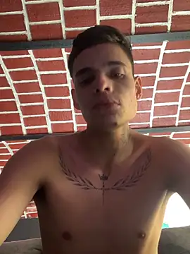 Snapshot of brianor89 chatting on November 3, 2025, 8:10 pm brianor89 online show from November 3, 2025, 8:10 pm