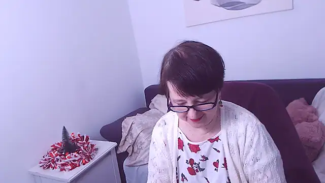 ChristaRose online show from December 27, 2024, 2:58 am