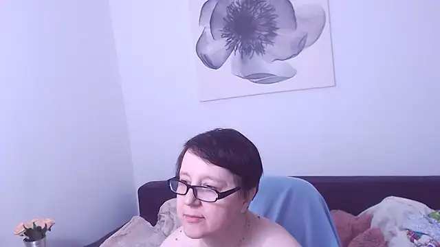ChristaRose online show from April 26, 2026, 11:08 am