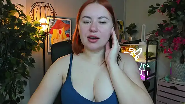 Snapshot of LAYLAxSTAR chatting on October 14, 2025, 6:36 am LAYLAxSTAR online show from October 14, 2025, 6:36 am