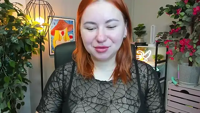 Snapshot of LAYLAxSTAR chatting on October 30, 2025, 7:32 am LAYLAxSTAR online show from October 30, 2025, 7:32 am