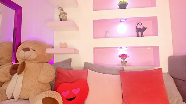 Snapshot of _liathompsom09 chatting on December 15, 2025, 8:35 pm liathompsom09 online show from December 15, 2025, 8:35 pm