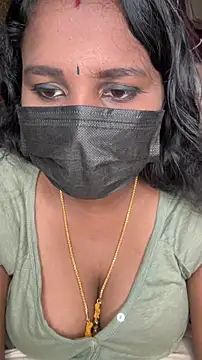 Snapshot of falooda288 chatting on February 25, 2026, 5:55 pm falooda288 online show from February 25, 2026, 5:55 pm