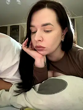 Snapshot of HellMoor chatting on September 19, 2025, 3:08 am HellMoor online show from September 19, 2025, 3:08 am