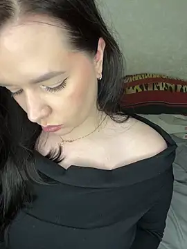 Snapshot of HellMoor chatting on September 25, 2025, 3:32 am HellMoor online show from September 25, 2025, 3:32 am