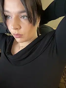 Snapshot of HellMoor chatting on October 16, 2025, 8:10 pm HellMoor online show from October 16, 2025, 8:10 pm