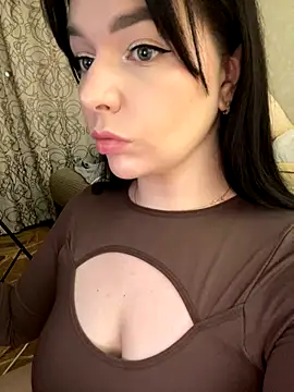 Snapshot of HellMoor chatting on November 7, 2025, 6:08 pm HellMoor online show from November 7, 2025, 6:08 pm