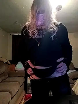 LittleblondeTS online show from February 13, 2026, 3:46 am