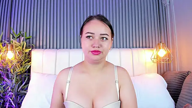 Snapshot of AnaisClark chatting on October 28, 2025, 11:25 am AnaisClark online show from October 28, 2025, 11:25 am