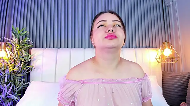 Snapshot of AnaisClark chatting on October 29, 2025, 11:23 am AnaisClark online show from October 29, 2025, 11:23 am