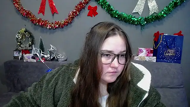 XX Daniella XX online show from December 15, 2025, 7:23 am