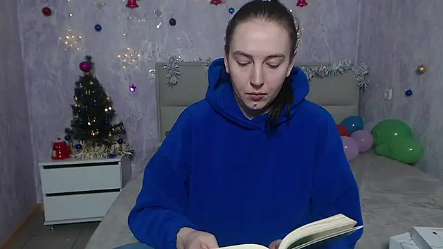 Snapshot of KaleyReed chatting on January 11, 2025, 5:07 pm KaleyReed online show from January 11, 2025, 5:07 pm