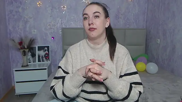 Snapshot of KaleyReed chatting on January 21, 2025, 9:24 am KaleyReed online show from January 21, 2025, 9:24 am