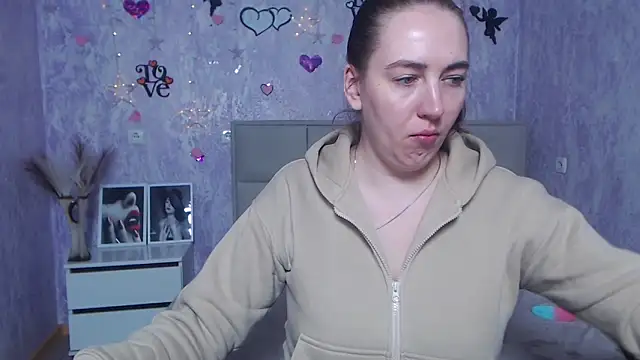 Snapshot of KaleyReed chatting on February 14, 2025, 12:25 pm KaleyReed online show from February 14, 2025, 12:25 pm