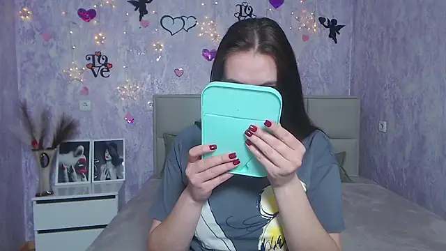 Snapshot of KaleyReed chatting on March 11, 2025, 6:52 pm KaleyReed online show from March 11, 2025, 6:52 pm