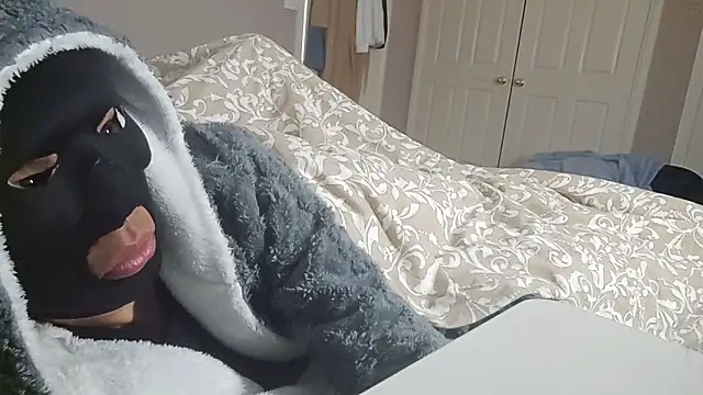 Snapshot of AmateurGuy23 chatting on September 10, 2025, 7:14 pm AmateurGuy23 online show from September 10, 2025, 7:14 pm