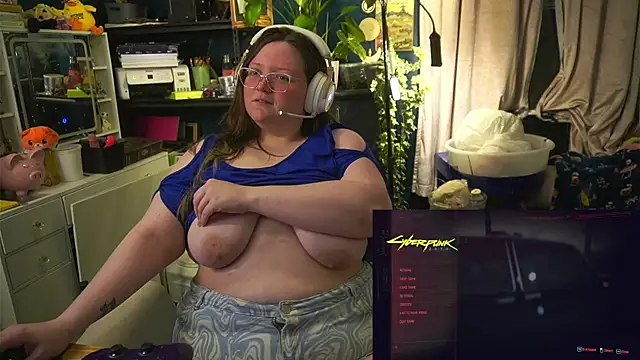 Snapshot of Geeky_Kitten chatting on October 9, 2025, 10:13 am Geeky Kitten online show from October 9, 2025, 10:13 am