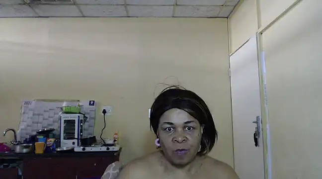 Mydreamgirrl online show from February 3, 2025, 3:27 pm