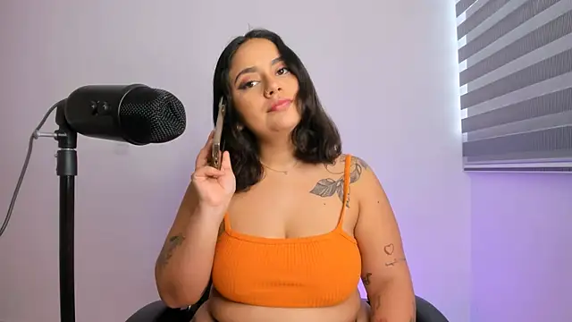 Snapshot of susy_angel chatting on April 6, 2026, 9:27 pm susy angel online show from April 6, 2026, 9:27 pm