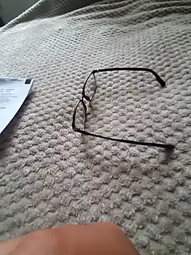 Snapshot of BobZlasu chatting on November 15, 2025, 10:56 am BobZlasu online show from November 15, 2025, 10:56 am