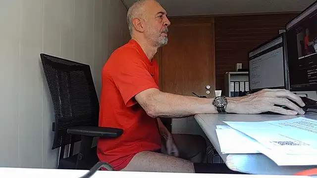 Snapshot of Herba_Mare chatting on October 24, 2025, 2:02 pm Herba Mare online show from October 24, 2025, 2:02 pm