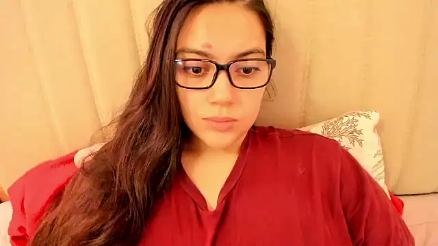 Snapshot of roniewester chatting on June 16, 2026, 11:46 am roniewester online show from June 16, 2026, 11:46 am