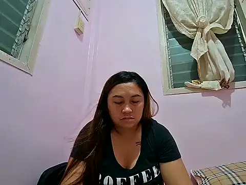 Snapshot of LalaiAsian chatting on September 15, 2025, 3:56 pm LalaiAsian online show from September 15, 2025, 3:56 pm