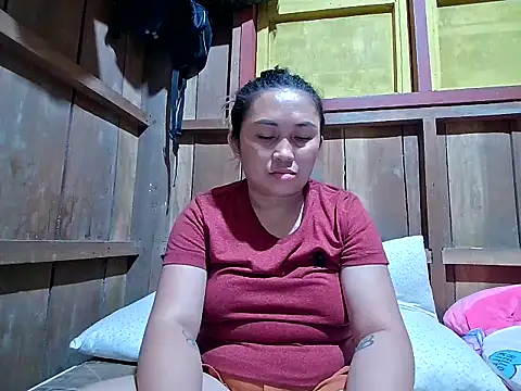 Snapshot of LalaiAsian chatting on October 18, 2025, 10:27 am LalaiAsian online show from October 18, 2025, 10:27 am