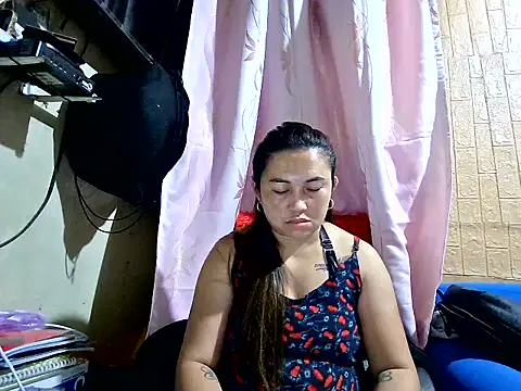 LalaiAsian online show from June 16, 2026, 10:56 pm