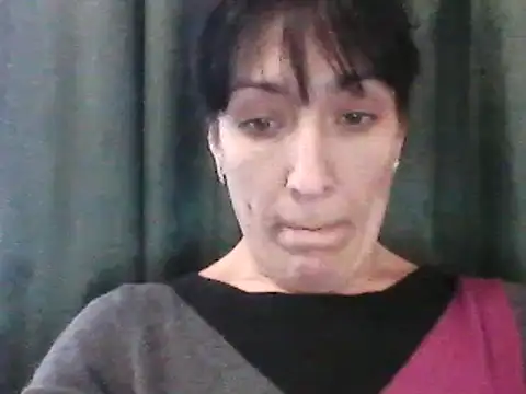 SunnyAmorre online show from December 5, 2024, 9:39 am