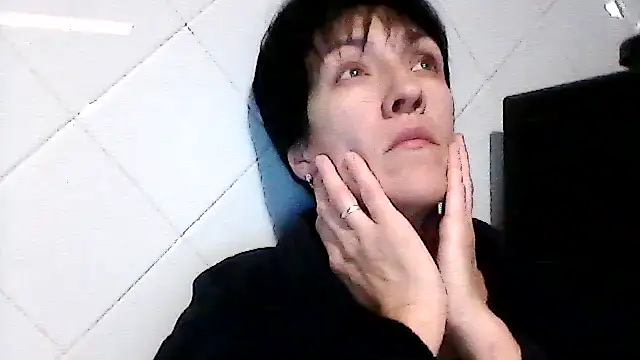 SunnyAmorre online show from September 24, 2025, 8:34 pm