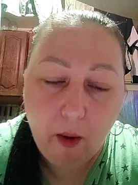 Rini333 online show from June 18, 2026, 6:12 pm