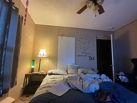 Snapshot of jck1m0t chatting on December 21, 2024, 1:21 pm jck1m0t online show from December 21, 2024, 1:21 pm