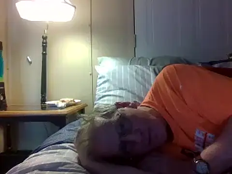 Snapshot of jck1m0t chatting on December 22, 2024, 6:26 pm jck1m0t online show from December 22, 2024, 6:26 pm