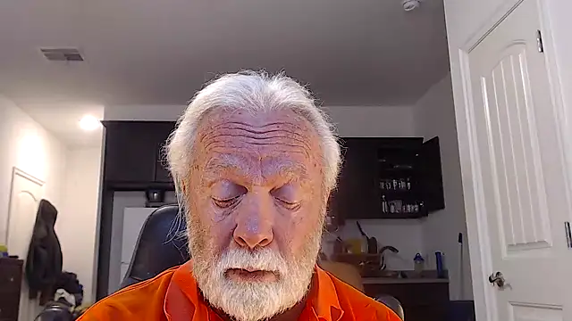 rockpoint69 online show from December 18, 2024, 9:04 am