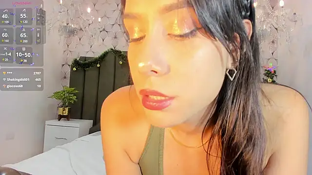 Snapshot of PilarJones_ chatting on December 20, 2024, 4:04 pm PilarJones online show from December 20, 2024, 4:04 pm