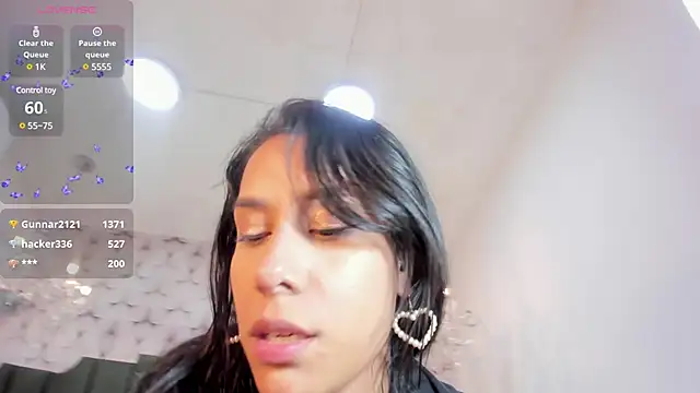 Snapshot of PilarJones_ chatting on January 8, 2025, 6:20 pm PilarJones online show from January 8, 2025, 6:20 pm