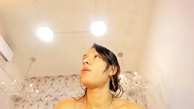 Snapshot of PilarJones_ chatting on January 9, 2025, 3:55 pm PilarJones online show from January 9, 2025, 3:55 pm
