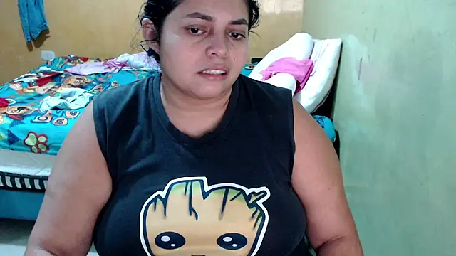 yulieth bbw online show from December 3, 2025, 2:08 am