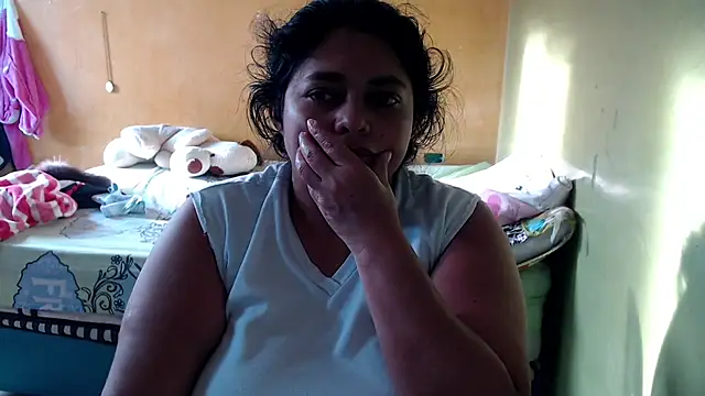 Snapshot of yulieth_bbw chatting on July 3, 2026, 11:49 am yulieth bbw online show from July 3, 2026, 11:49 am