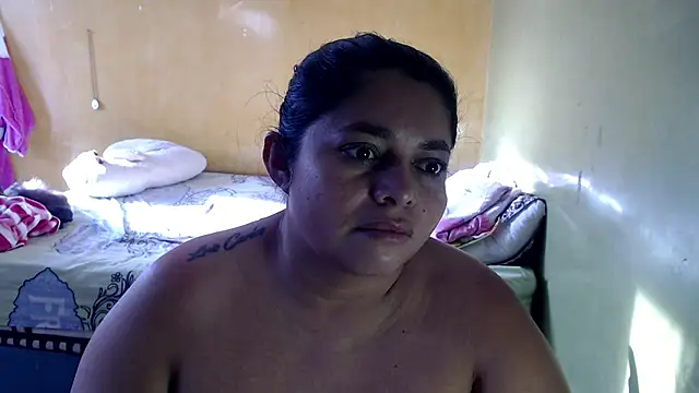Snapshot of yulieth_bbw chatting on July 5, 2026, 12:12 pm yulieth bbw online show from July 5, 2026, 12:12 pm