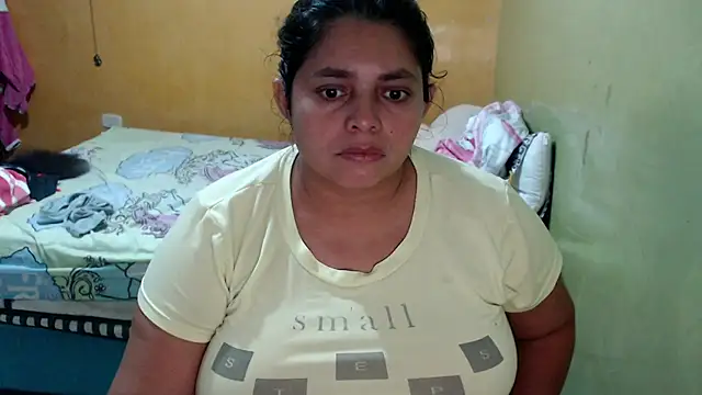 Snapshot of yulieth_bbw chatting on July 6, 2026, 1:24 am yulieth bbw online show from July 6, 2026, 1:24 am