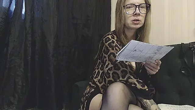 Snapshot of alexandra_zaryanova chatting on October 22, 2025, 1:33 pm alexandra zaryanova online show from October 22, 2025, 1:33 pm