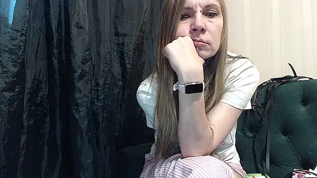 Snapshot of alexandra_zaryanova chatting on October 26, 2025, 1:28 pm alexandra zaryanova online show from October 26, 2025, 1:28 pm